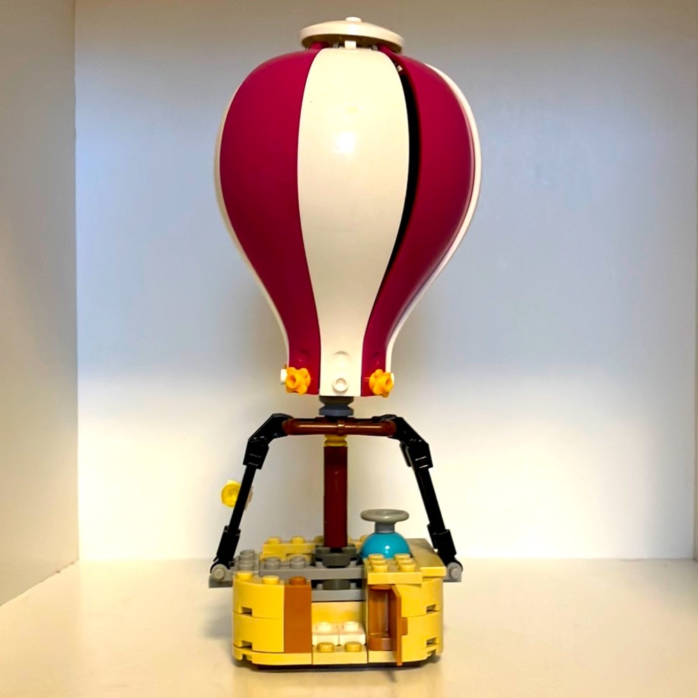 Hot Air Balloon Lego set